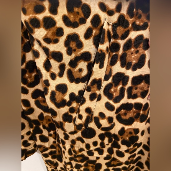 Plus‎ Size 2XL Cheetah Print Open Front Coat Length Blazer NWT with Pockets - Picture 3 of 3